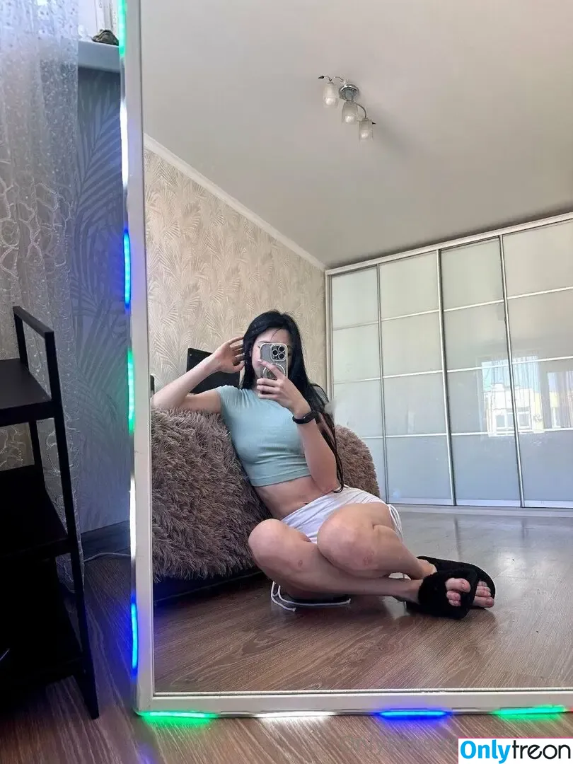 lilypilly nude photo #0001 (lilypilly_fotografie)