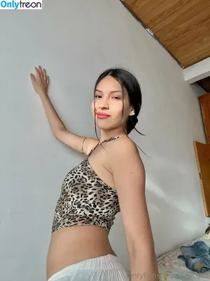 lilytaka / itslilykate nude photo #0023