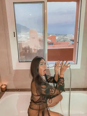 lilyuw88 / ts_lilyuw88 nude photo #0007