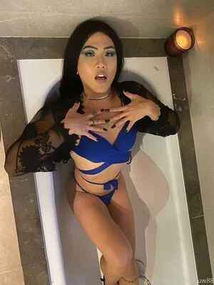 lilyuw88 / ts_lilyuw88 nude photo #0011
