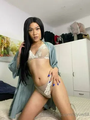 lilyuw88 / ts_lilyuw88 nude photo #0198