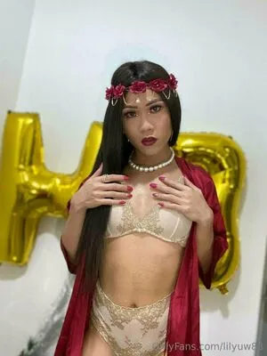 lilyuw88 / ts_lilyuw88 nude photo #0498