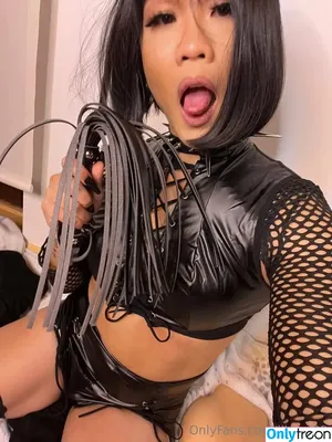 lilyuw88 / ts_lilyuw88 nude photo #0639