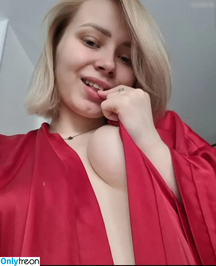 Lina.hlr nude photo #0166 (Lina.hlr)