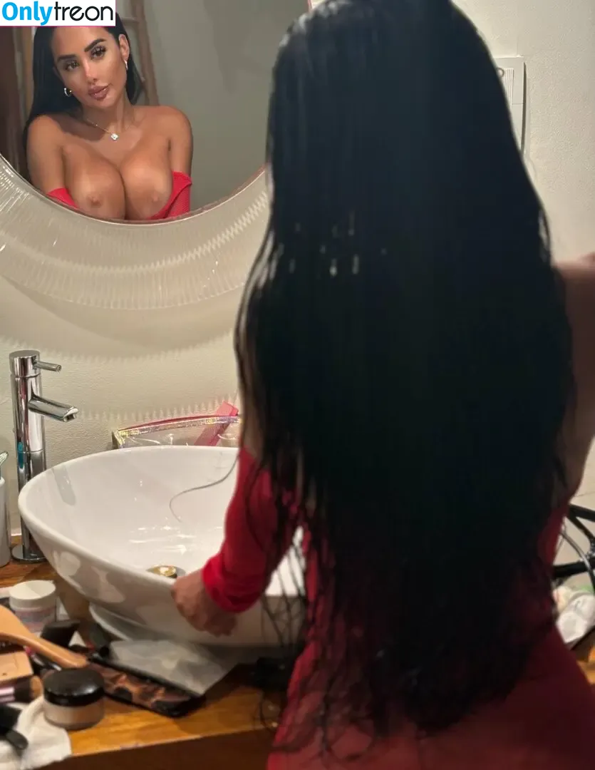 Lina London nude photo #0066 (linaa.london / linalondonprivate)