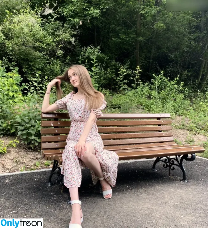 Lina Maries Photo Shooting nude photo #0040 (LinaMariepasc97 / lina_marie_97)
