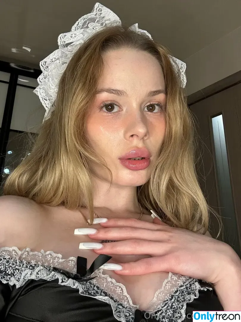 lina.pie nude photo #0028 (pie.lina)