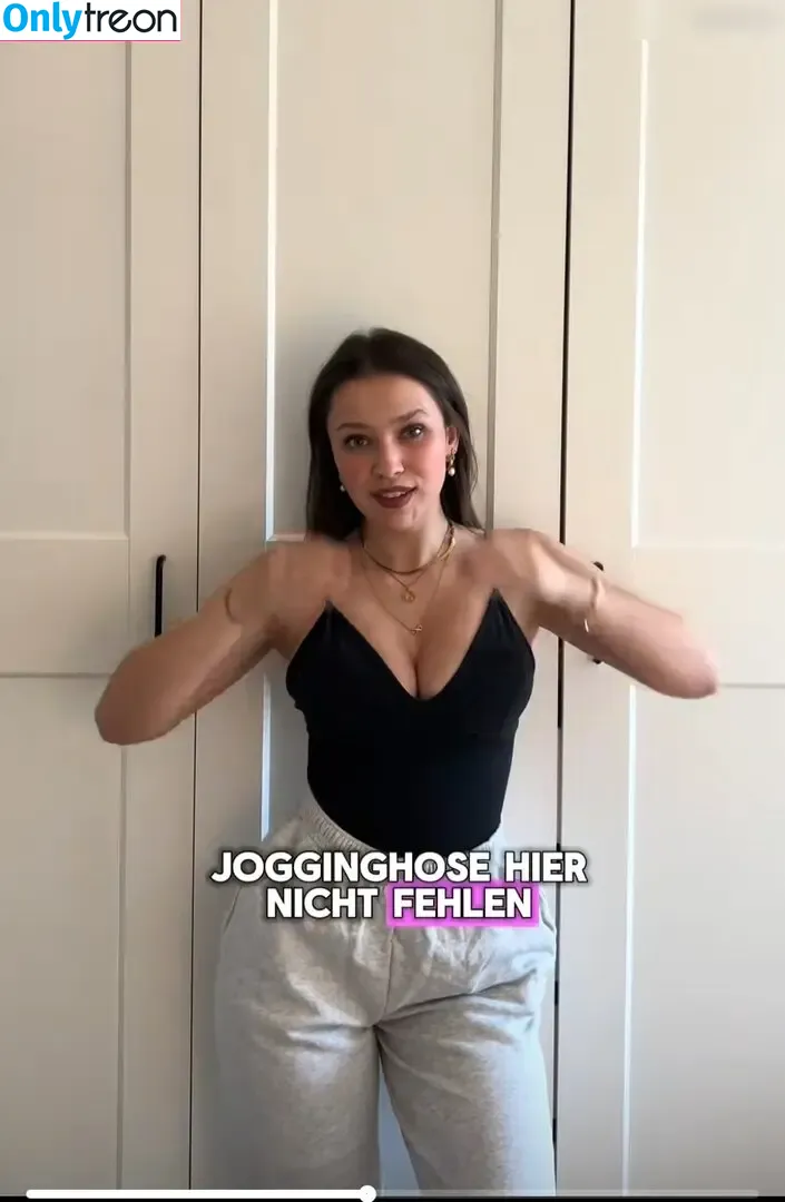 Lina Valeska nude photo #0603 (its_liinaaaa)