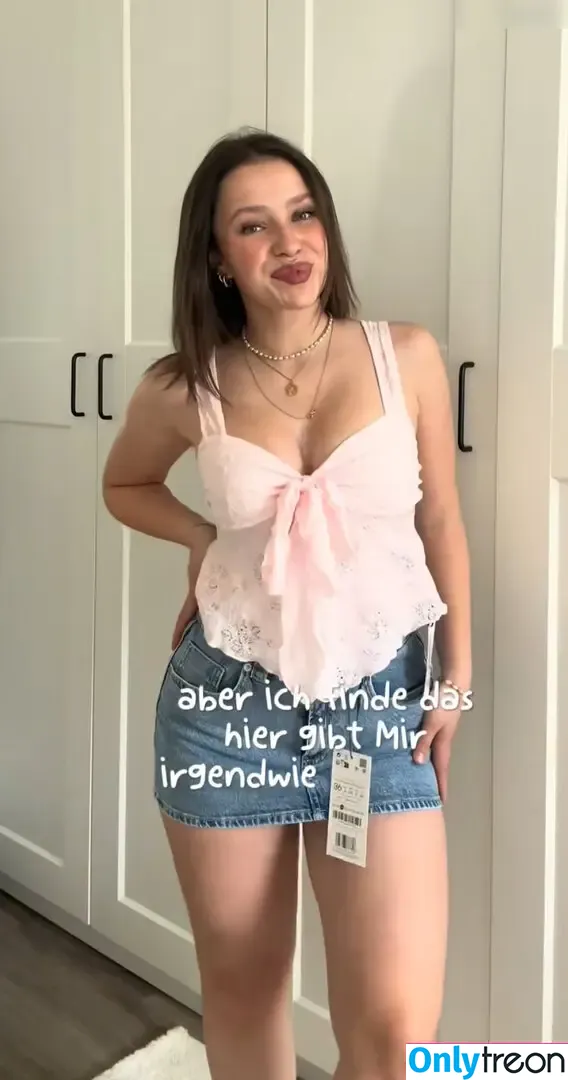 Lina Valeska nude photo #0623 (its_liinaaaa)