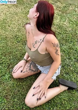  nude photo #0002