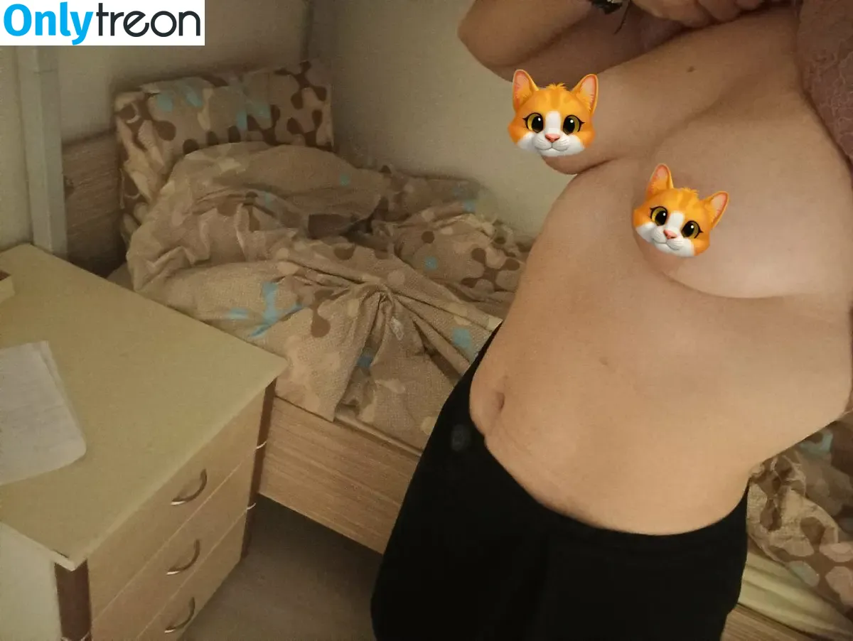 Linagothcreepy nude photo #0002 (Linagothcreepy)