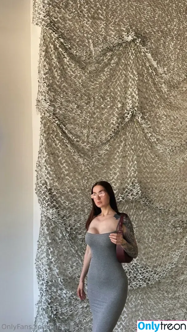 LinaXTTX nude photo #0042 (LinaXTTX)