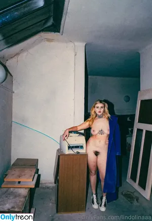 Lindolinaaa / lindoliiina nude photo #0065