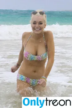 Lindsay Lohan nude photo #0080 (lindsaylohan / lindsaylohan201)