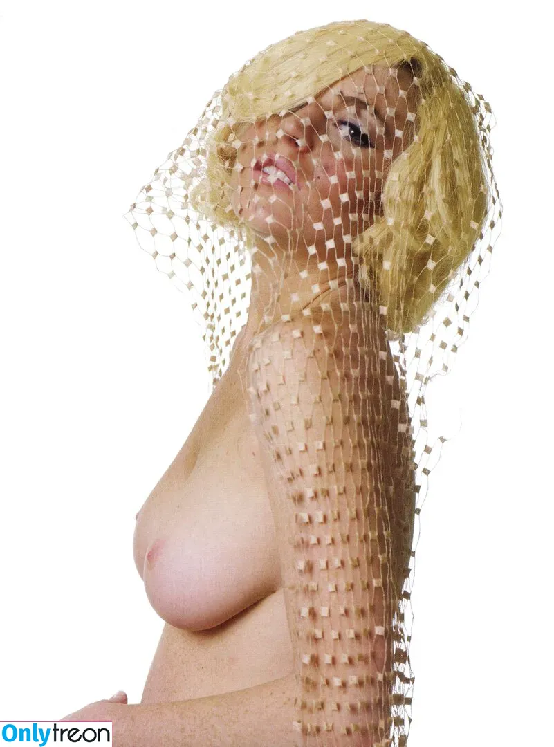 Lindsay Lohan nude photo #0107 (lindsaylohan / lindsaylohan201)