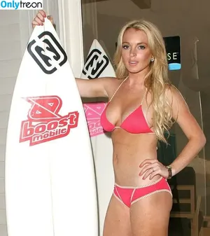 Lindsay Lohan / lindsaylohan / lindsaylohan201 nude photo #1054