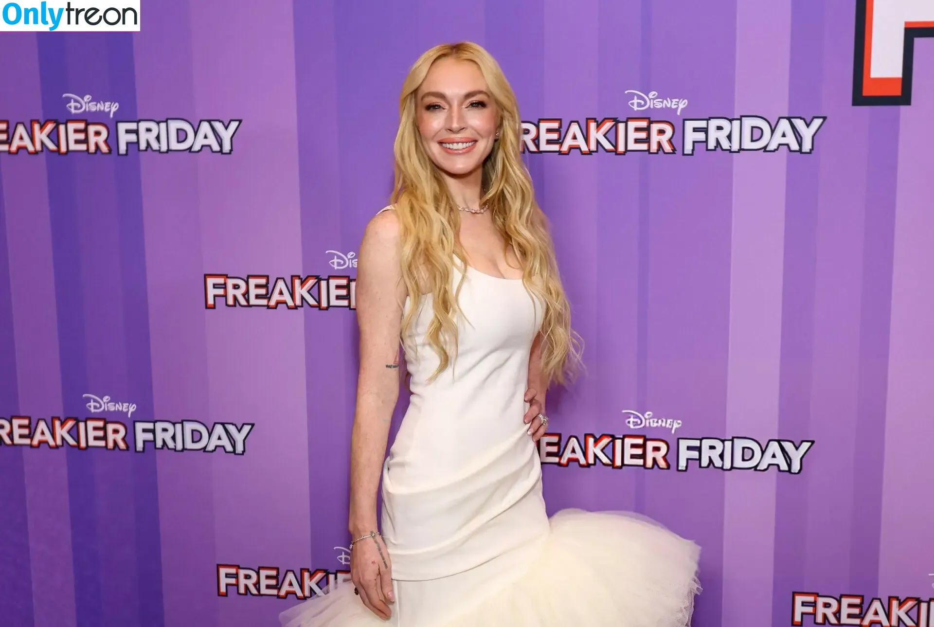 Lindsay Lohan nude photo #1158 (lindsaylohan / lindsaylohan201)