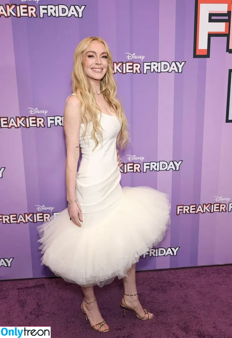 Lindsay Lohan nude photo #1164 (lindsaylohan / lindsaylohan201)