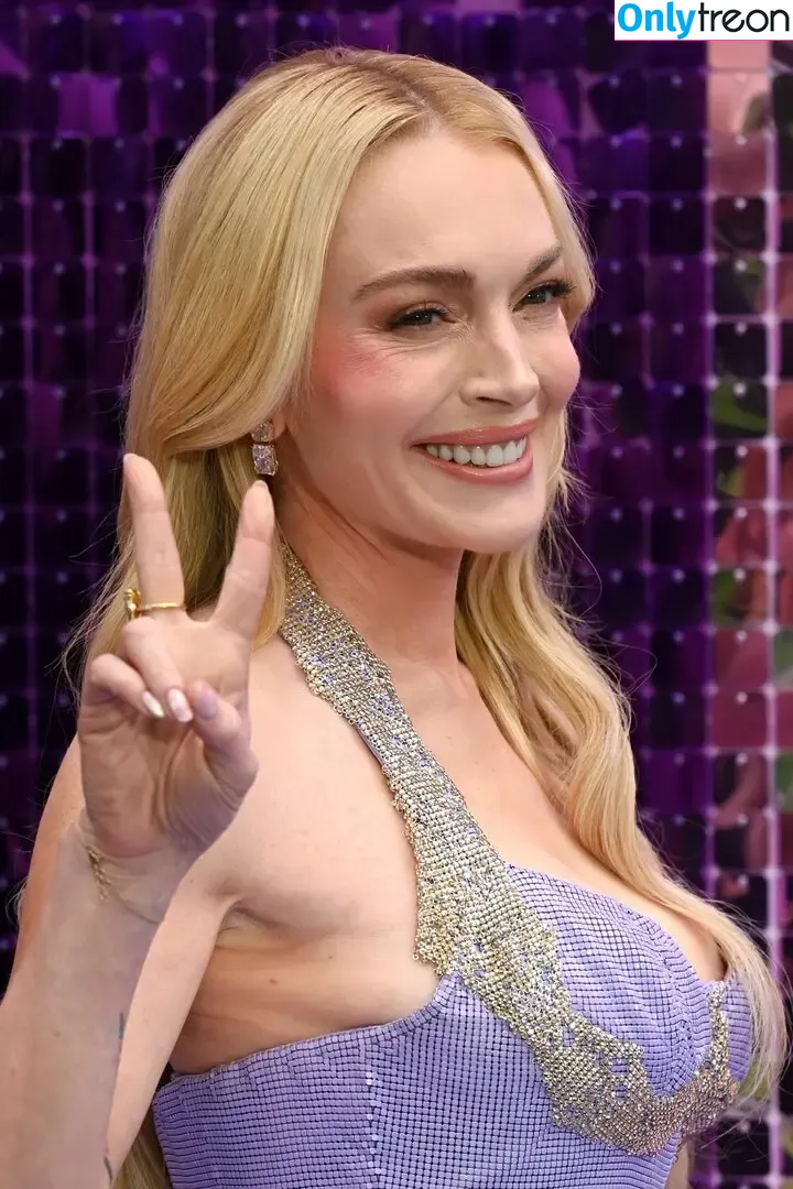 Lindsay Lohan nude photo #1221 (lindsaylohan / lindsaylohan201)