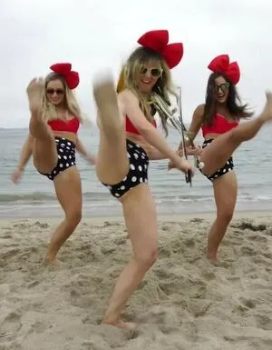 Lindsey Stirling / lindseystirling nude photo #0043
