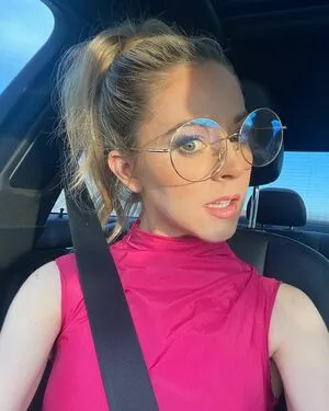 Lindsey Stirling / lindseystirling nude photo #0049