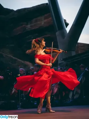Lindsey Stirling / lindseystirling nude photo #0369