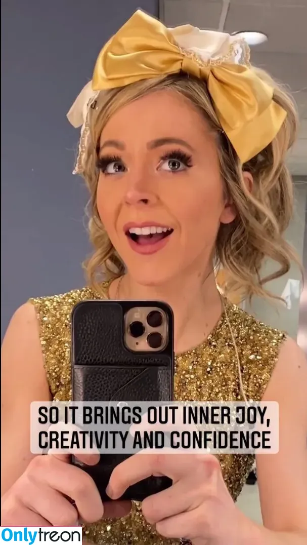 Lindsey Stirling nude photo #0005 (lindseystirling)