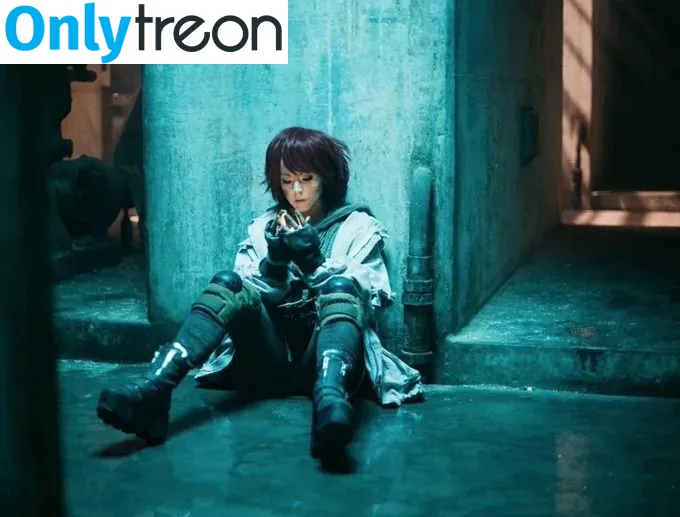 Lindsey Stirling nude photo #0076 (lindseystirling)