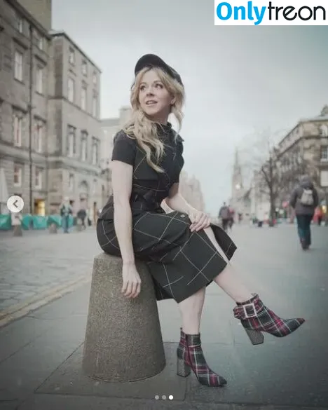 Lindsey Stirling nude photo #0081 (lindseystirling)