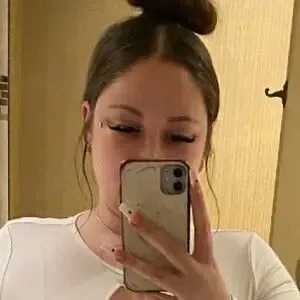 Lindsy_luu / Luuluubabyxo Lindsysucksdick / lindseyluuart / lindsy.luu nude photo #0016