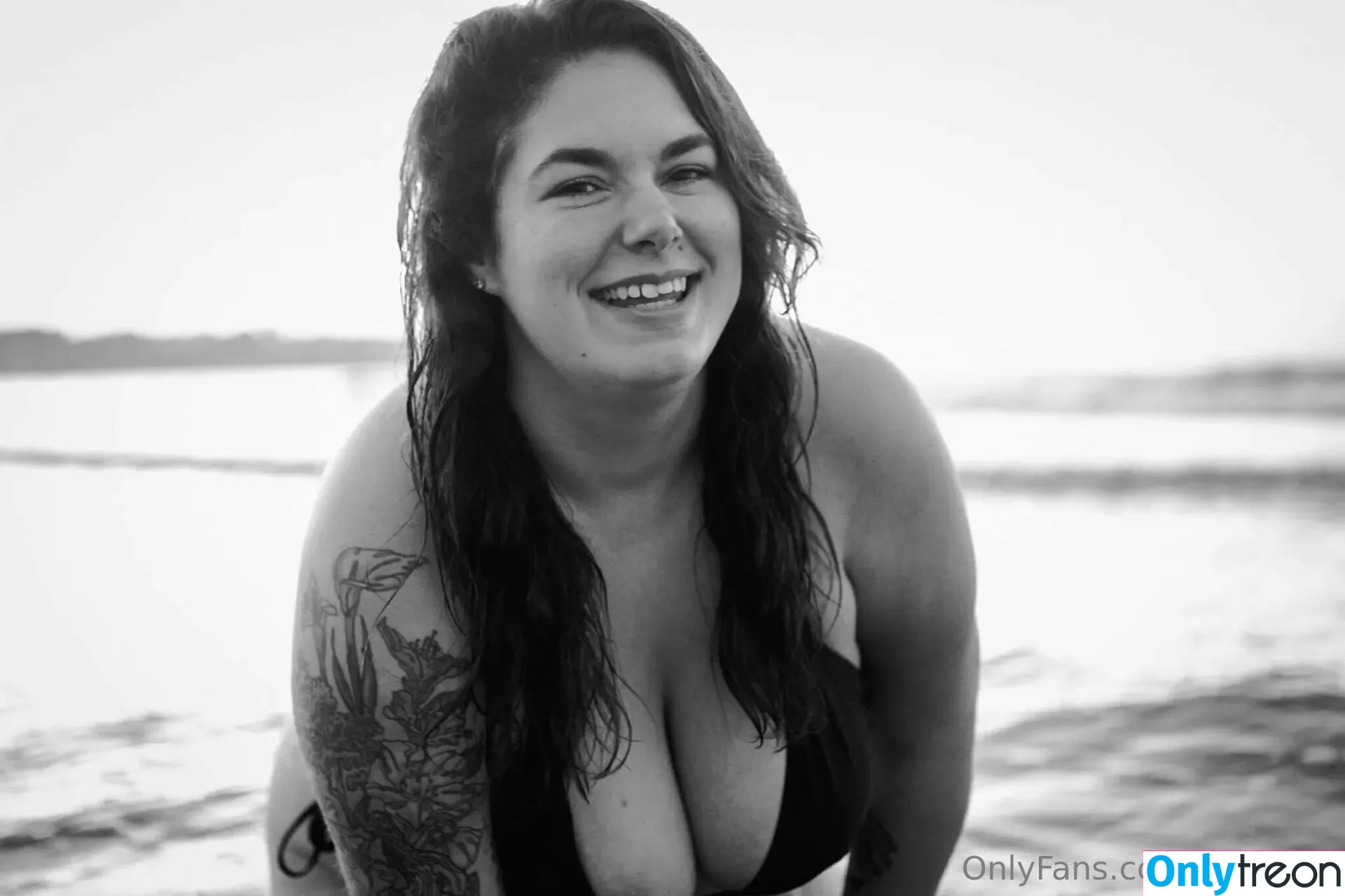 lindz619 nude photo #0005 (misslindz619)