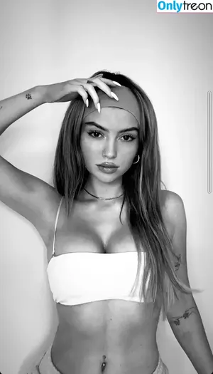  nude photo #0101