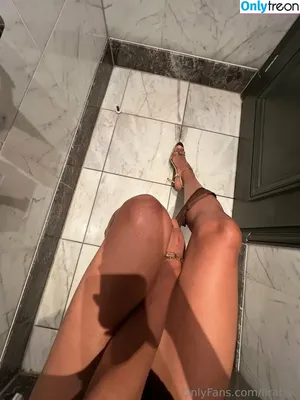 lirabae / 8.8lira nude photo #0080