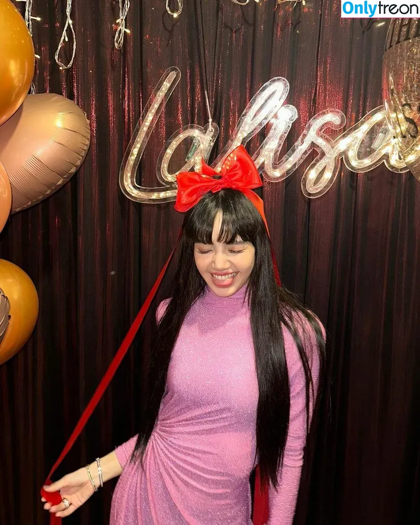 Lisa nude photo #0050 (Blackpink / thereallisaann / xlisa_olivex)