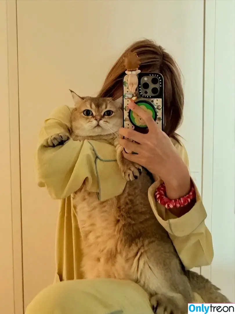 Lisa Blackpink nude photo #2447 (Lisa Blackpink)