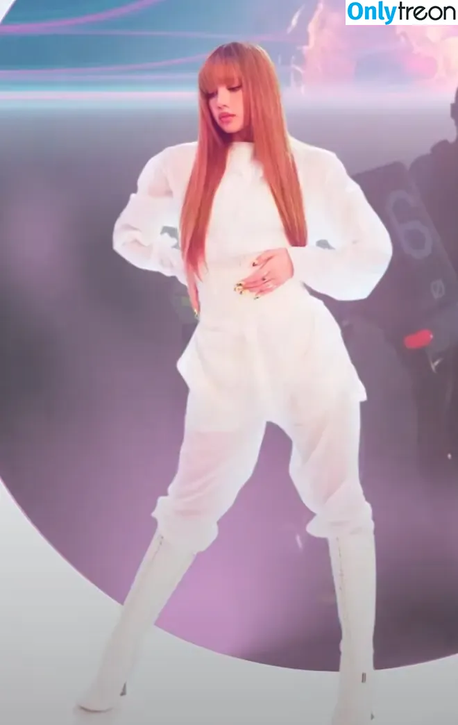 Lisa Blackpink nude photo #2462 (Lisa Blackpink)