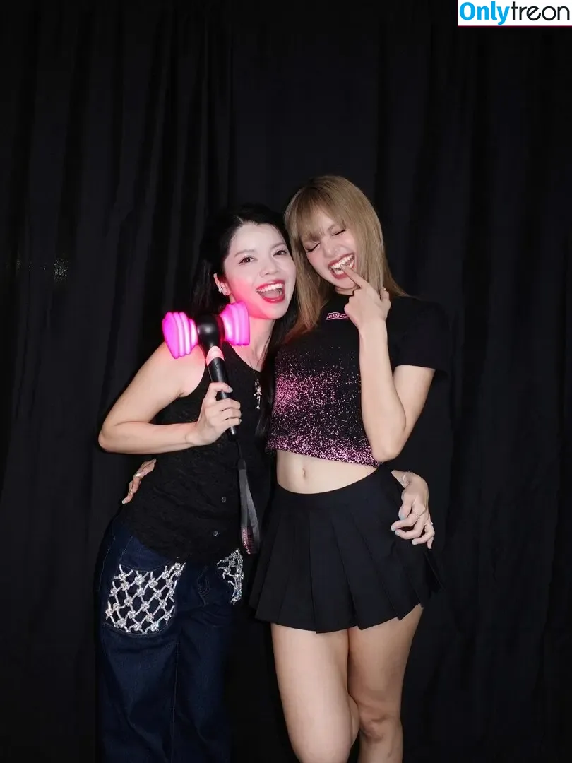 Lisa Blackpink nude photo #2509 (Lisa Blackpink)