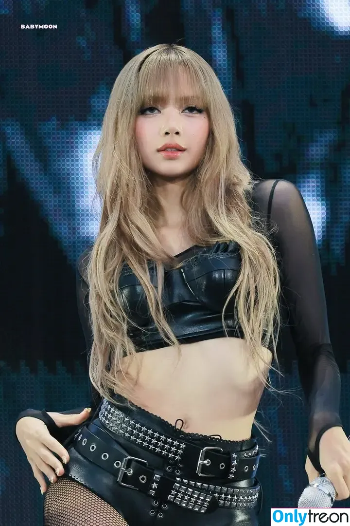 Lisa Blackpink nude photo #2519 (Lisa Blackpink)