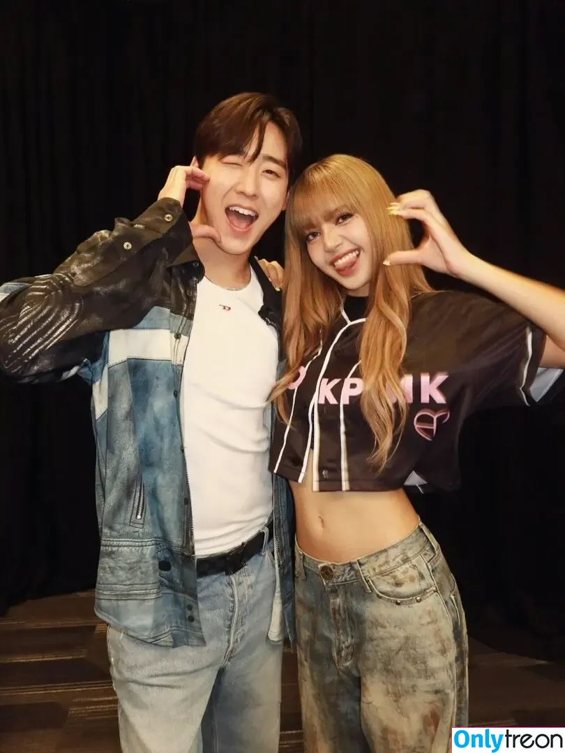 Lisa Blackpink nude photo #2538 (Lisa Blackpink)