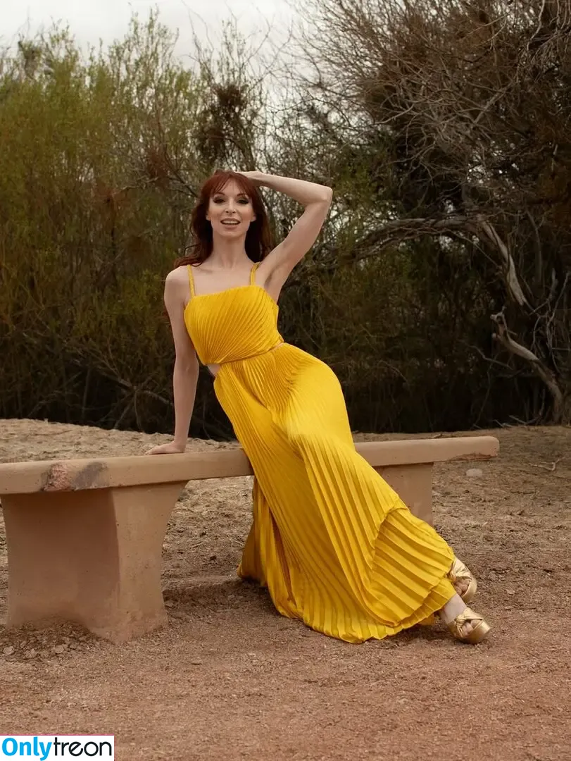 Lisa Foiles nude photo #0326 (lisafoiles)