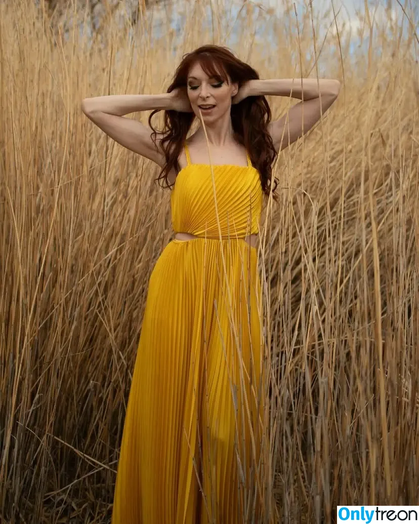 Lisa Foiles nude photo #0344 (lisafoiles)
