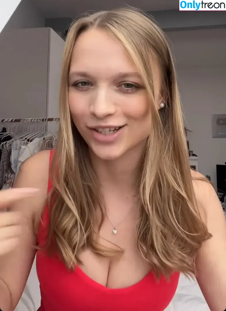 Lisa Küppers nude photo #0032 (lisa.küppers)