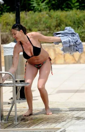 Lisa Snowdon / lisa_snowdon nude photo #0070