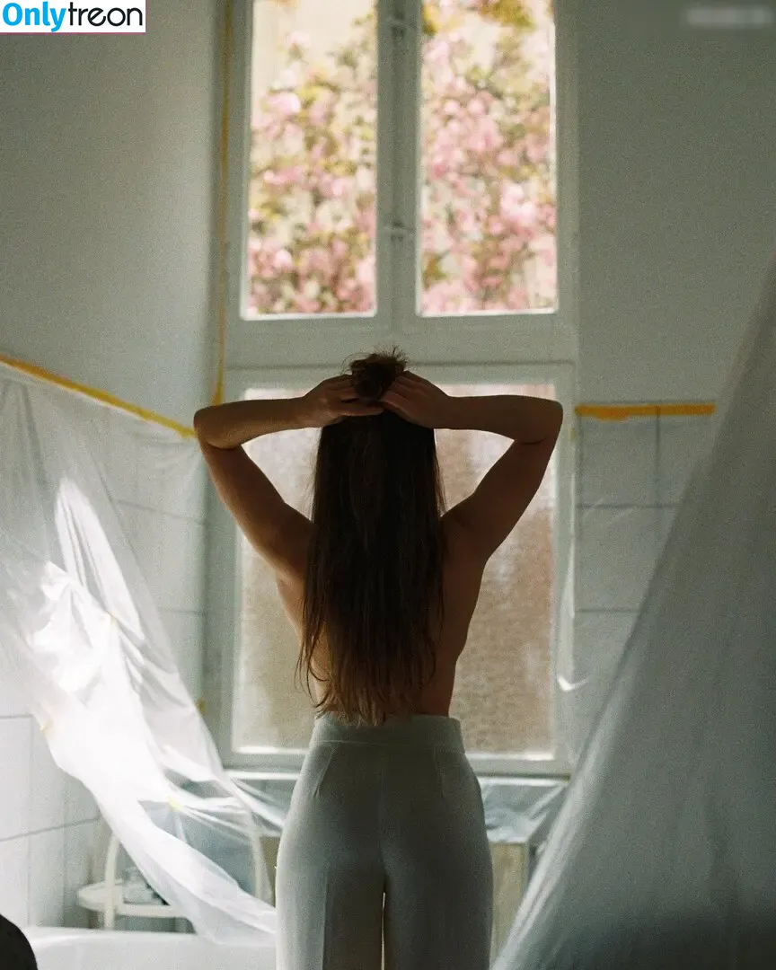 lisamjung nude photo #0017 (lisamjung)
