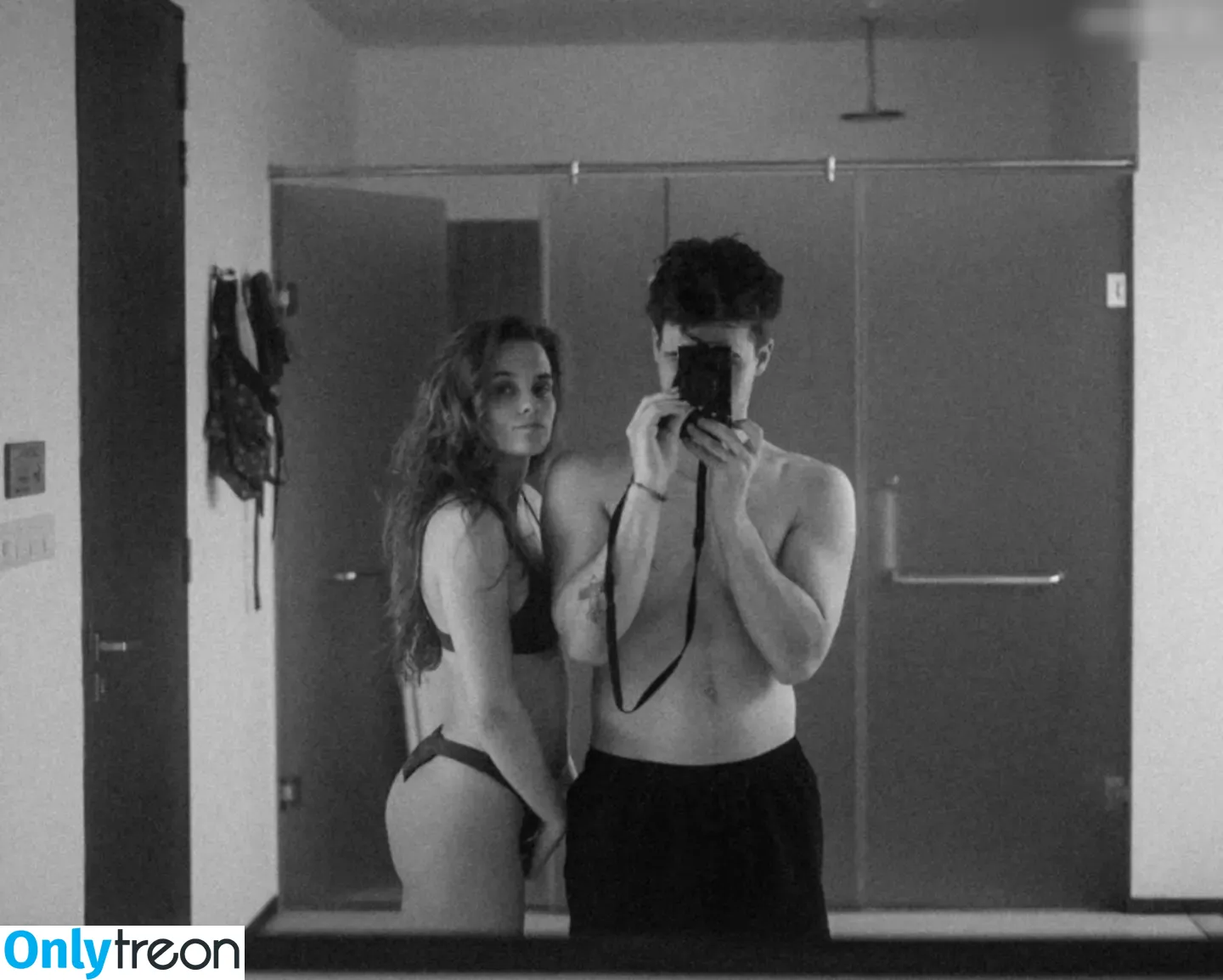 lisamjung nude photo #0026 (lisamjung)