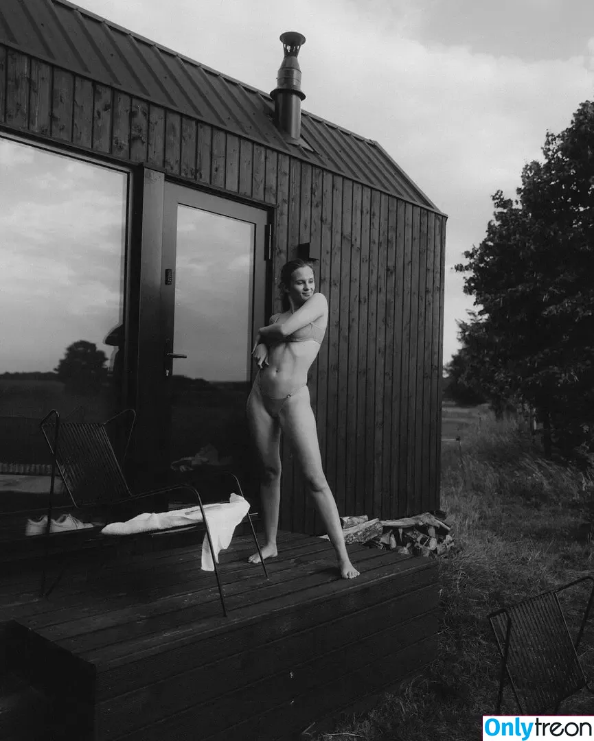 lisamjung nude photo #0061 (lisamjung)