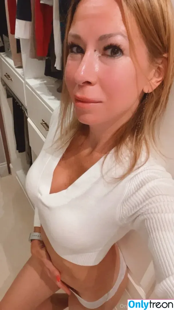 Lisarulit nude photo #0001 (Lisarulit)