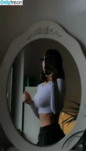  nude photo #0007