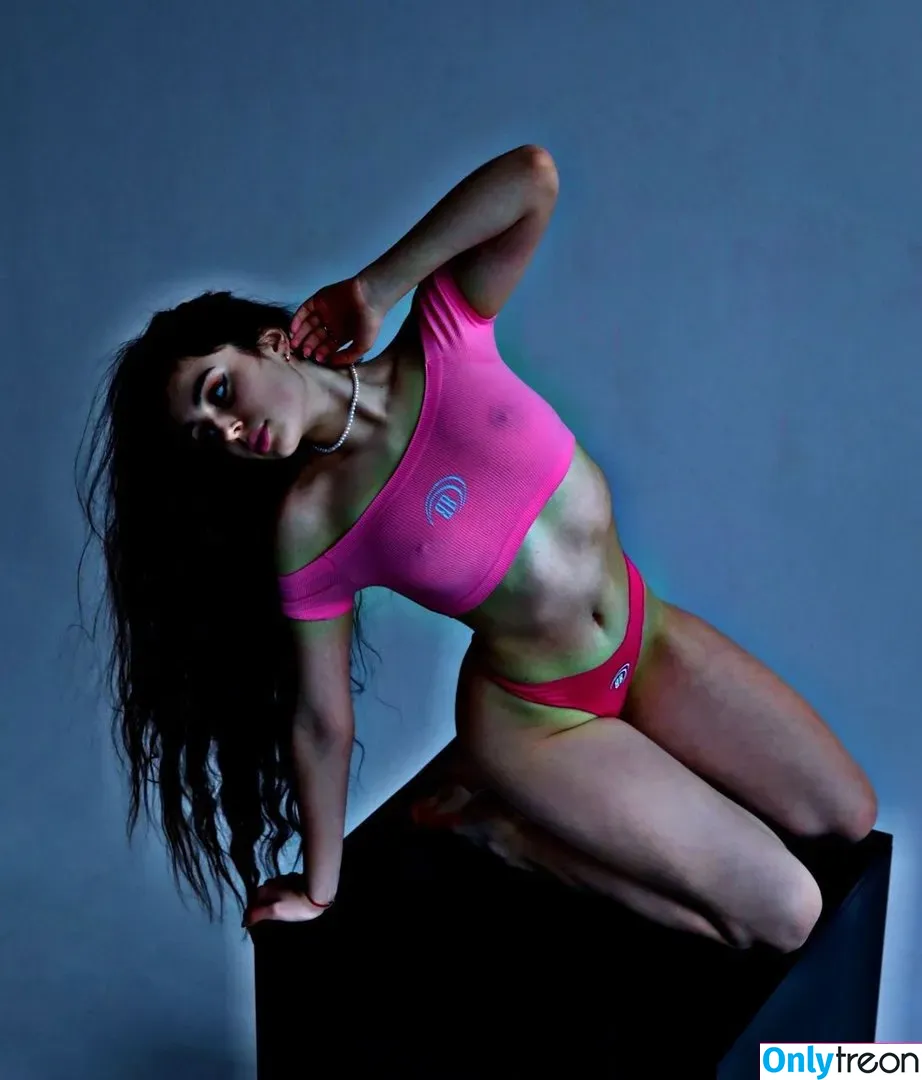 Lisi Flex nude photo #0012 (Lisiflex / _li.si_)
