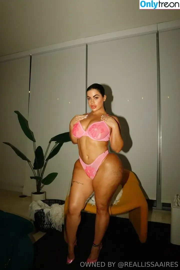 Lissa Aires nude photo #0467 (iwantlissaaires / lisa martiz / lissaaires / lissaairesa)